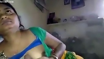 A Desi Village Bhabhi With A Husband Gives An Oral Sex To A Blowjob.