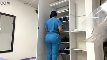 Latina Nurse Gets Recorded While Treating A Curvy Patient
